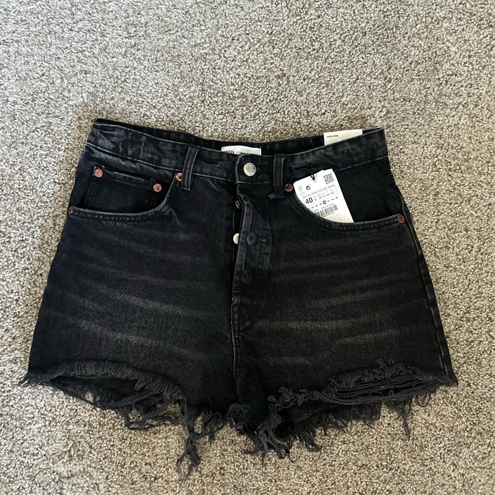 High waisted Zara shorts
